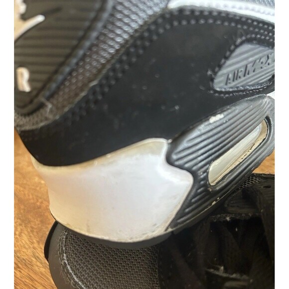 Nike Air Max 90 Running Shoes Black And White Size 8 Jogging Walking Outdoor - Picture 10 of 11
